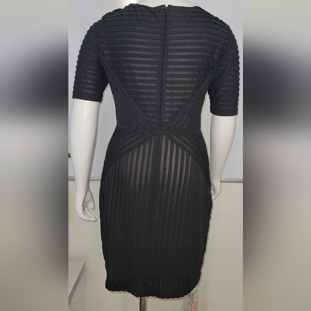 Tahari Petite 12 Bodycon Dress Fully lined - Picture 4 of 6